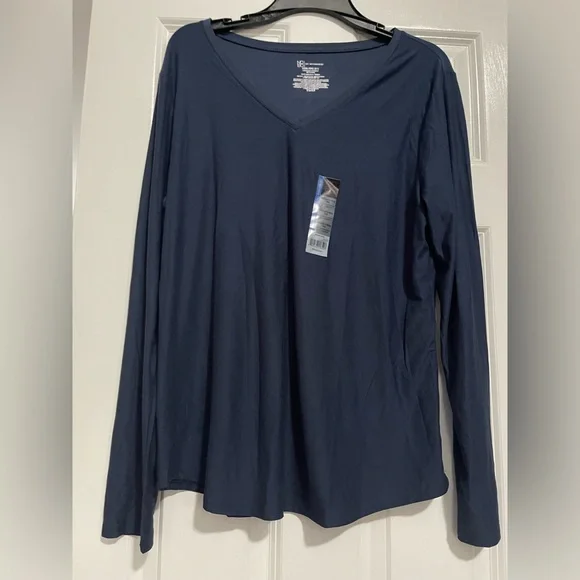 No Boundaries Deep Blue V-Neck Long Sleeve Tee - Picture 1 of 1